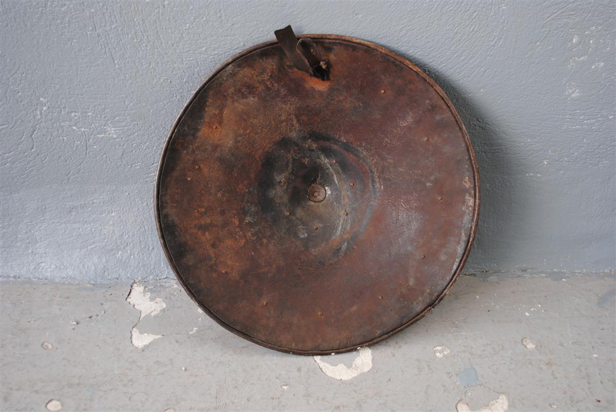 Bouclier rondache style moyenâgeux époque XIXème