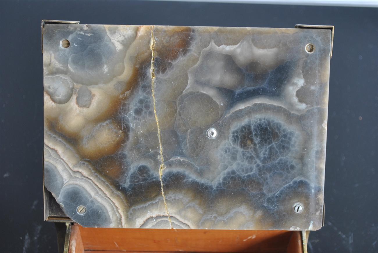Boite à missel en agate d'époque fin XIXème