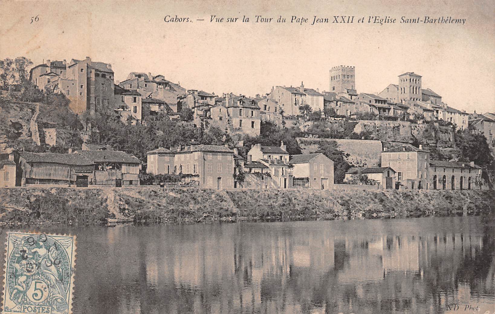 Carte postale ancienne - Vue sur la tour du Pape Jean XXII et l'église Saint Barthélémy