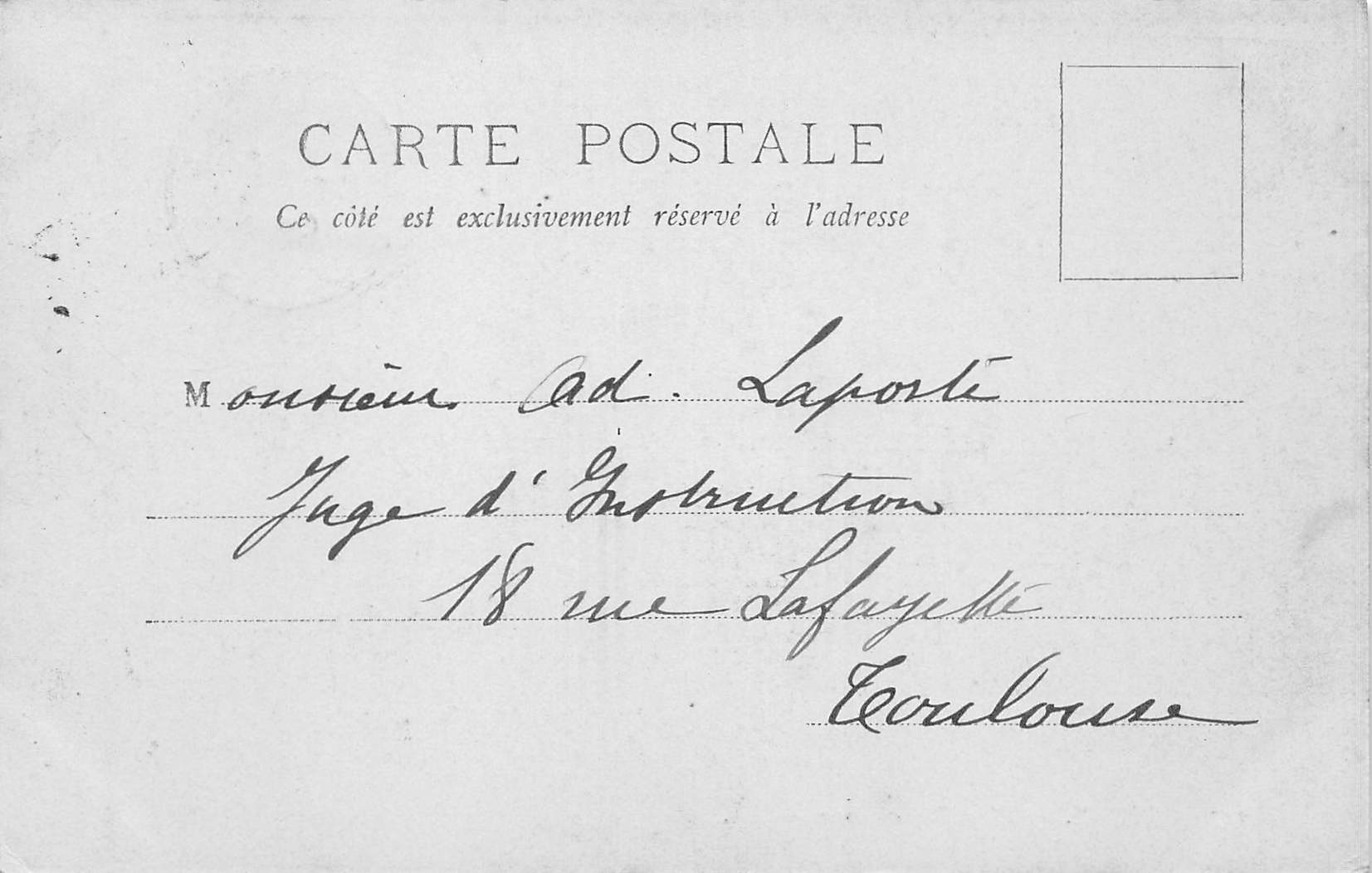 Carte postale ancienne - Vichy, la place Victor Hugo 