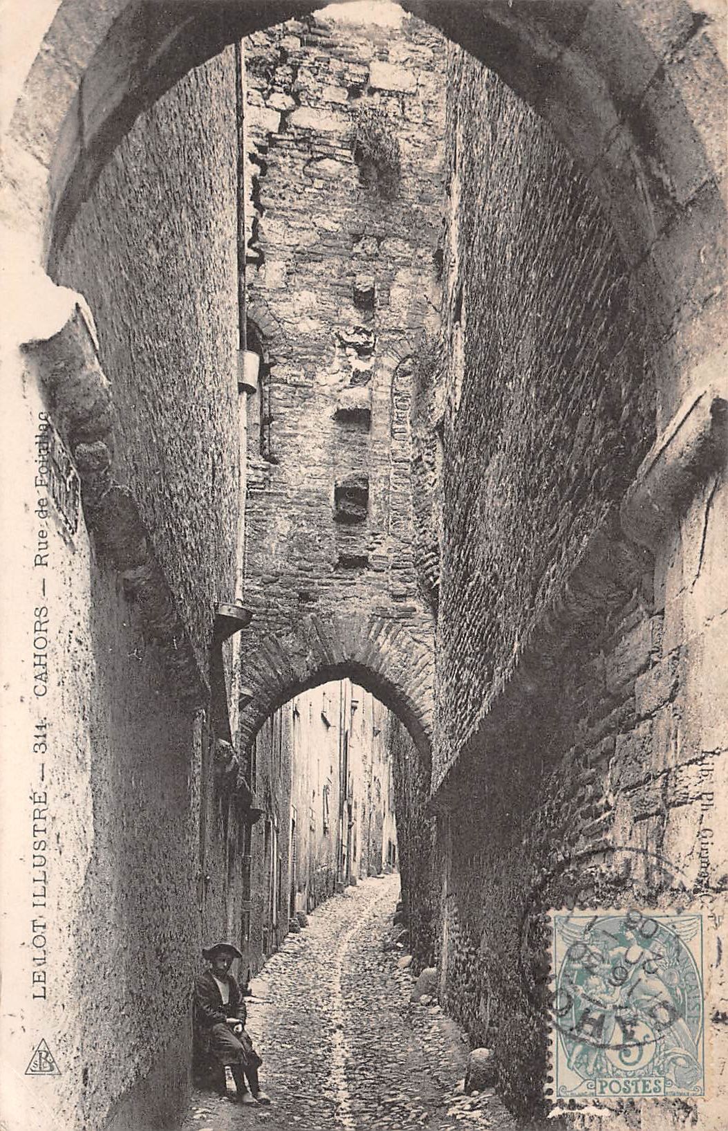 Carte postale ancienne - Cahors, rue de Fouillac 