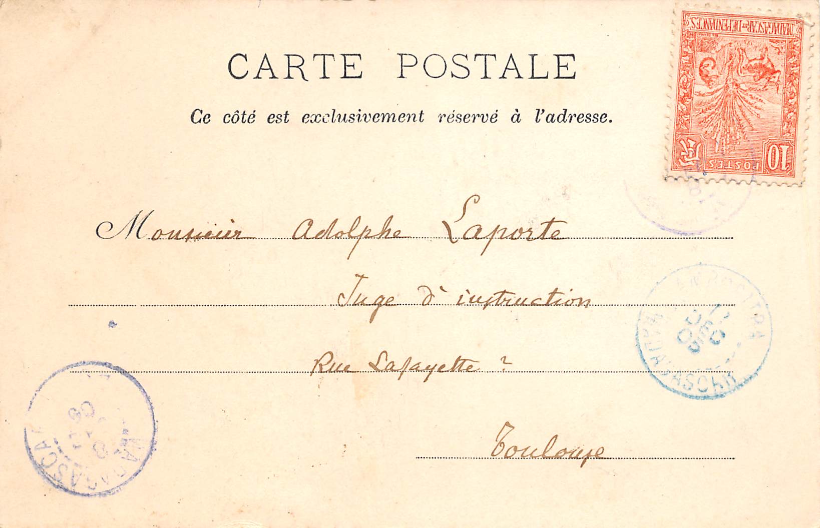 Carte postale ancienne - Djibouti, fantasia Somalie devant la gare 