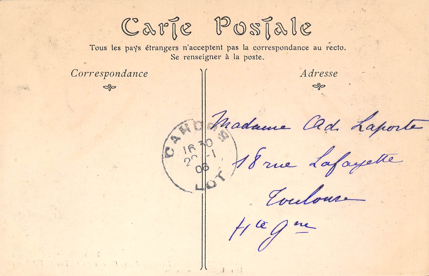 Carte postale ancienne - Cahors, la cathédrale galerie du cloître