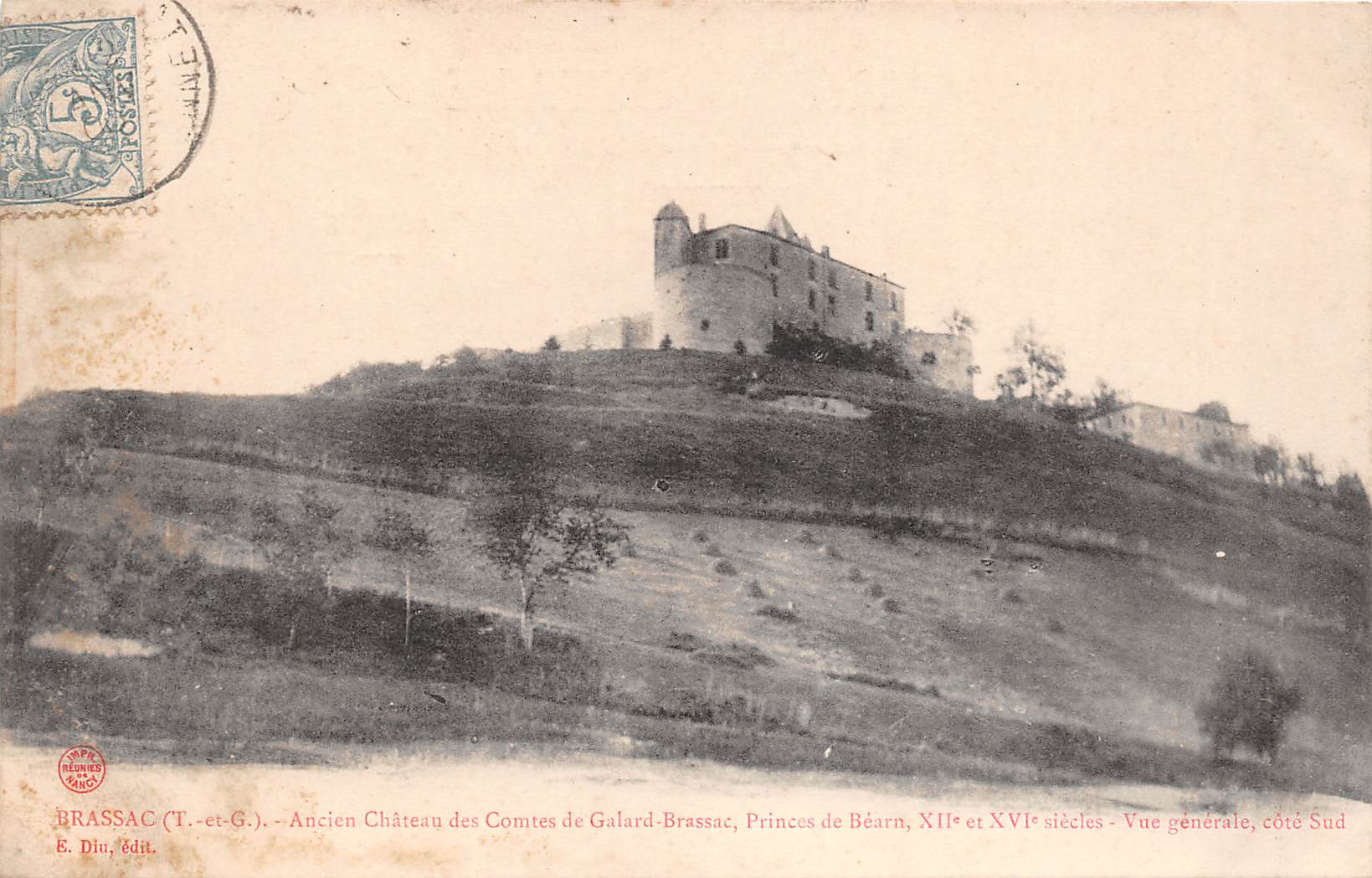 Carte postale ancienne - Brassac, Ancien château des Comtes Galard