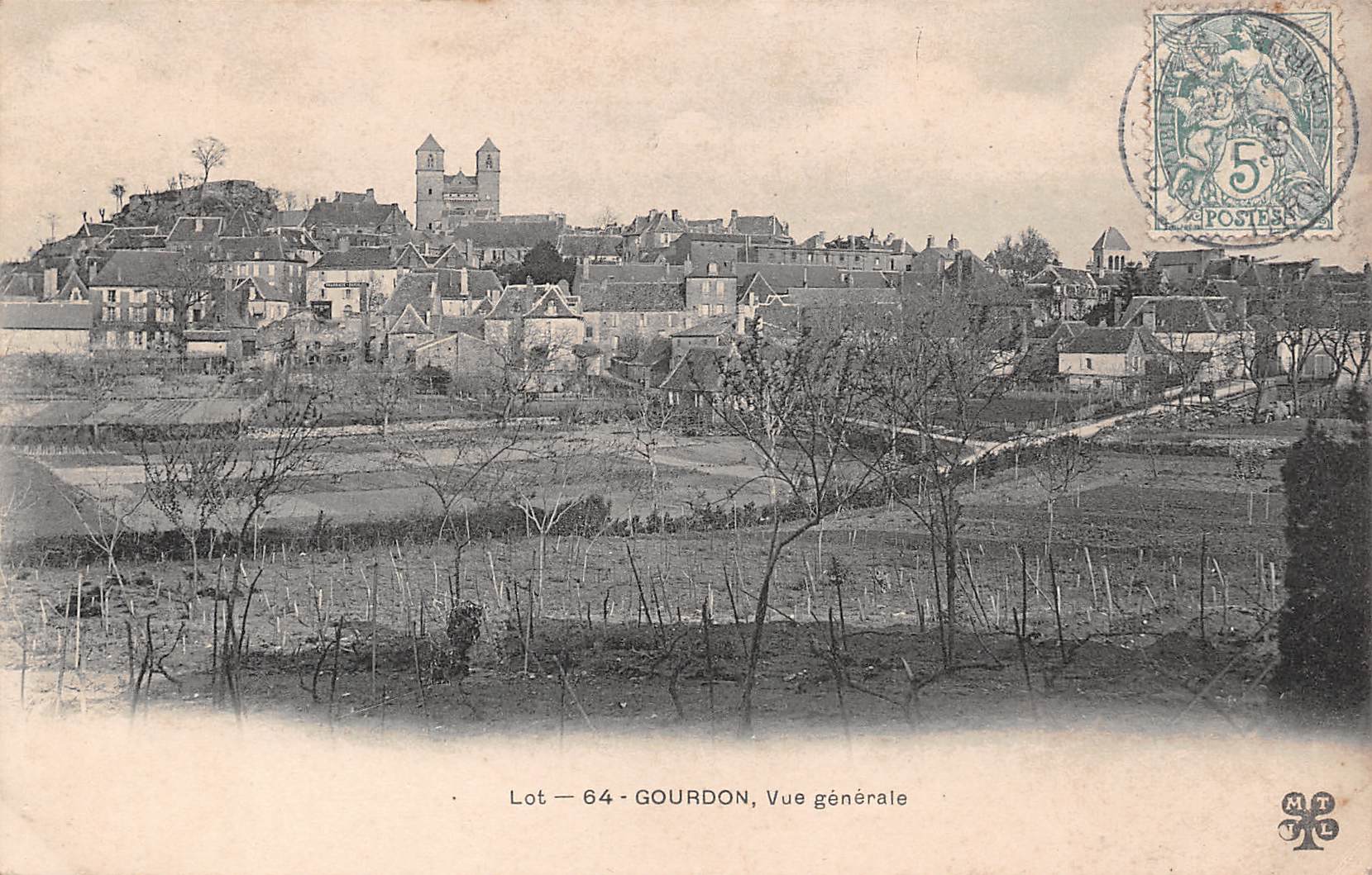 Carte postale ancienne - Gourdon, la vue générale