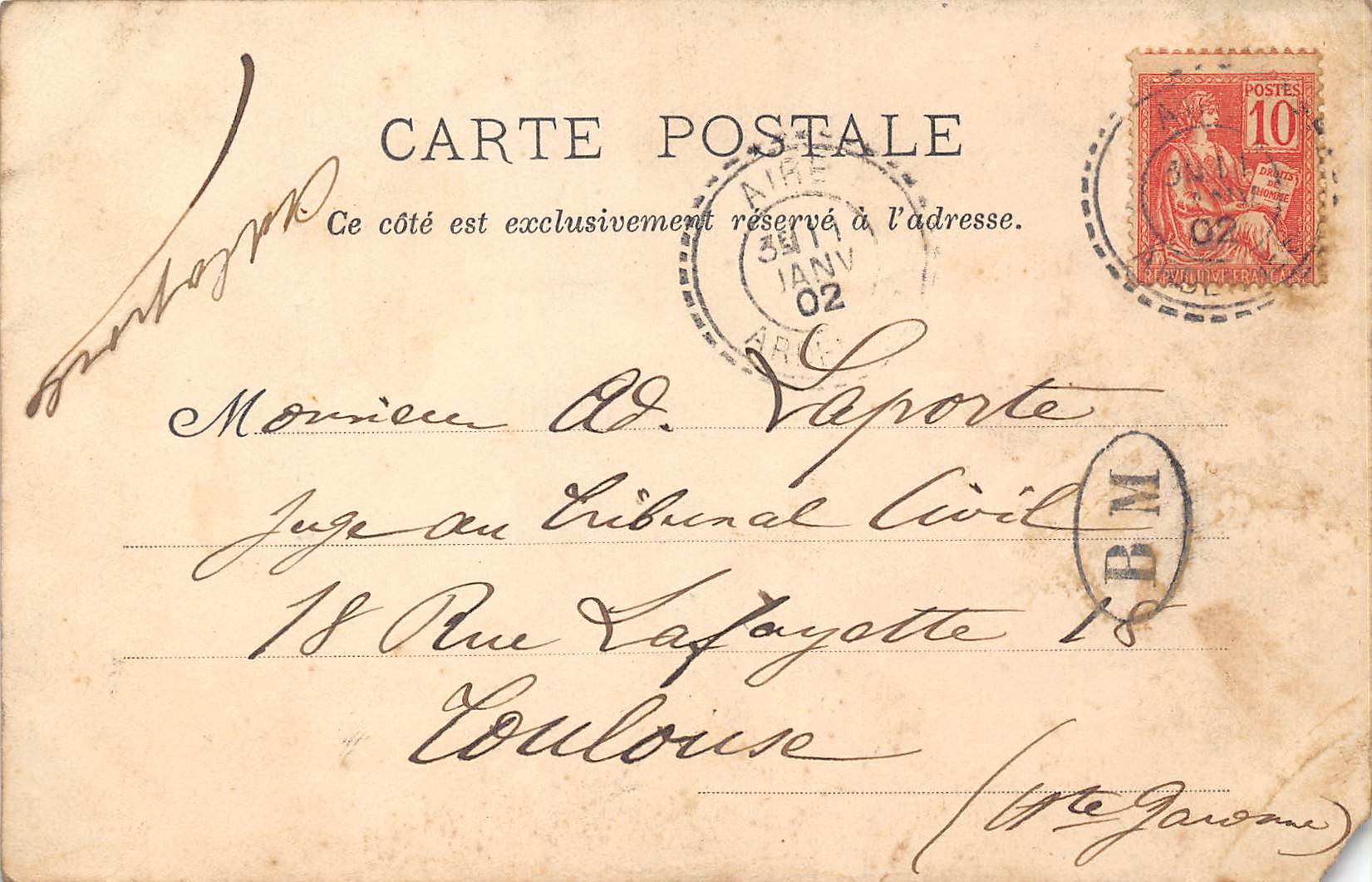 Carte postale ancienne - Soisson, fontaine de la grand place