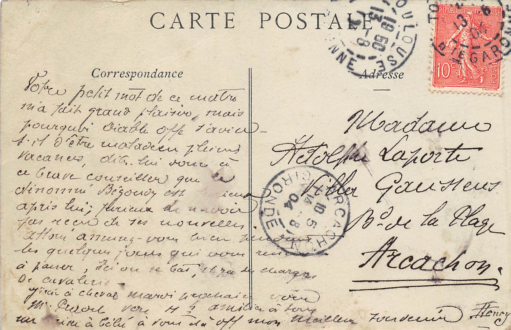 Carte postale ancienne - Revel, la place du marché