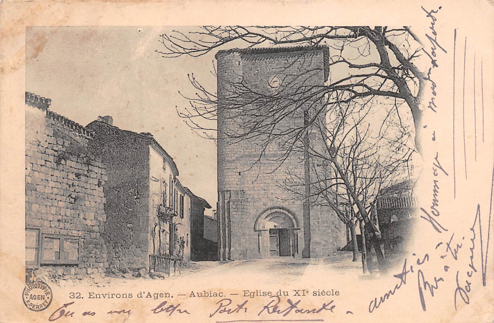 Carte postale ancienne - Aubiac, église du XIème siècle