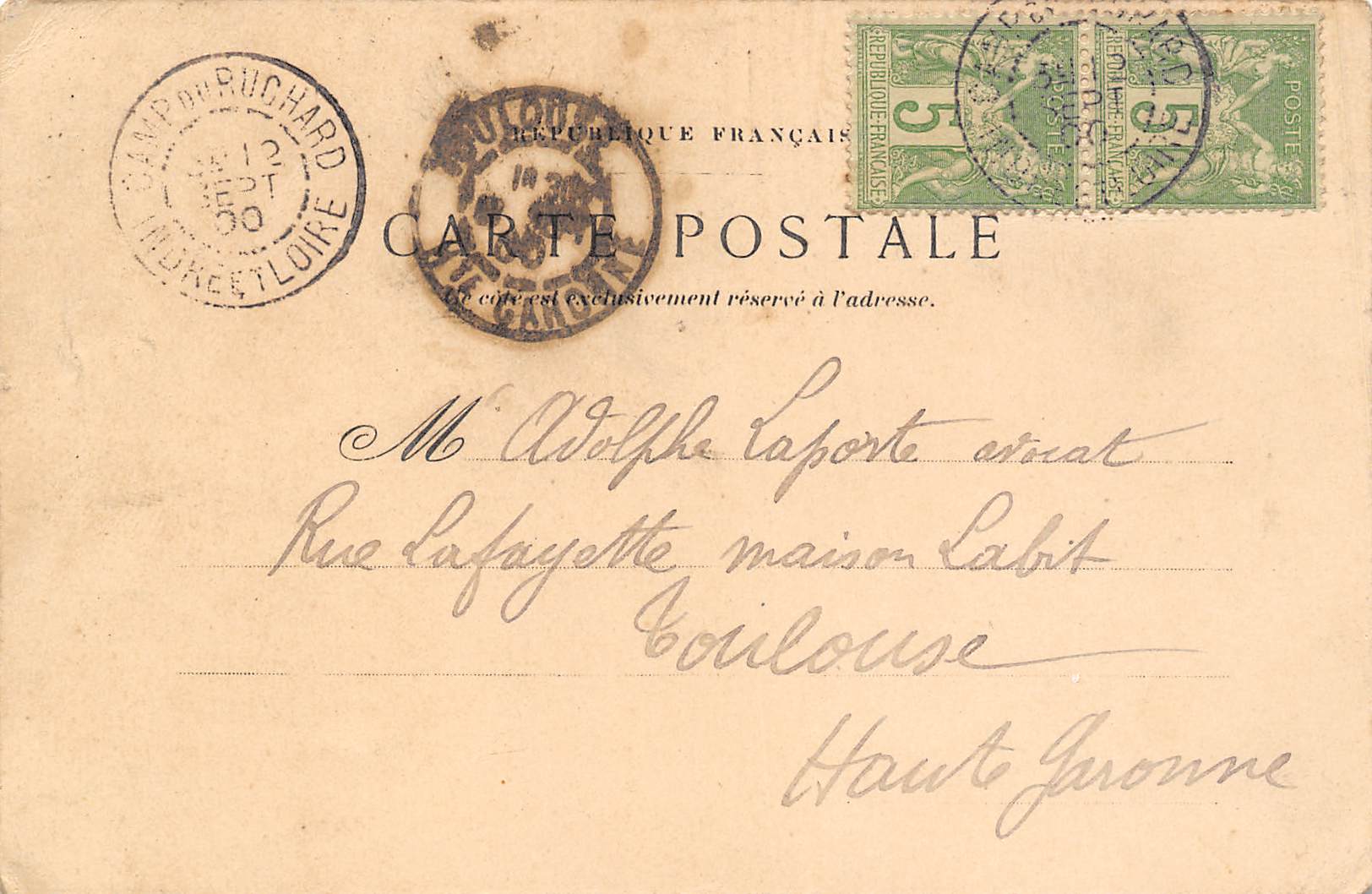 Carte postale ancienne - Saint-Maixent (79), vue église et temple