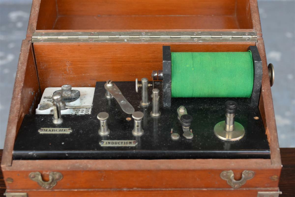 Instrument thérapeutique du Docteur Jourdan époque début Xxème