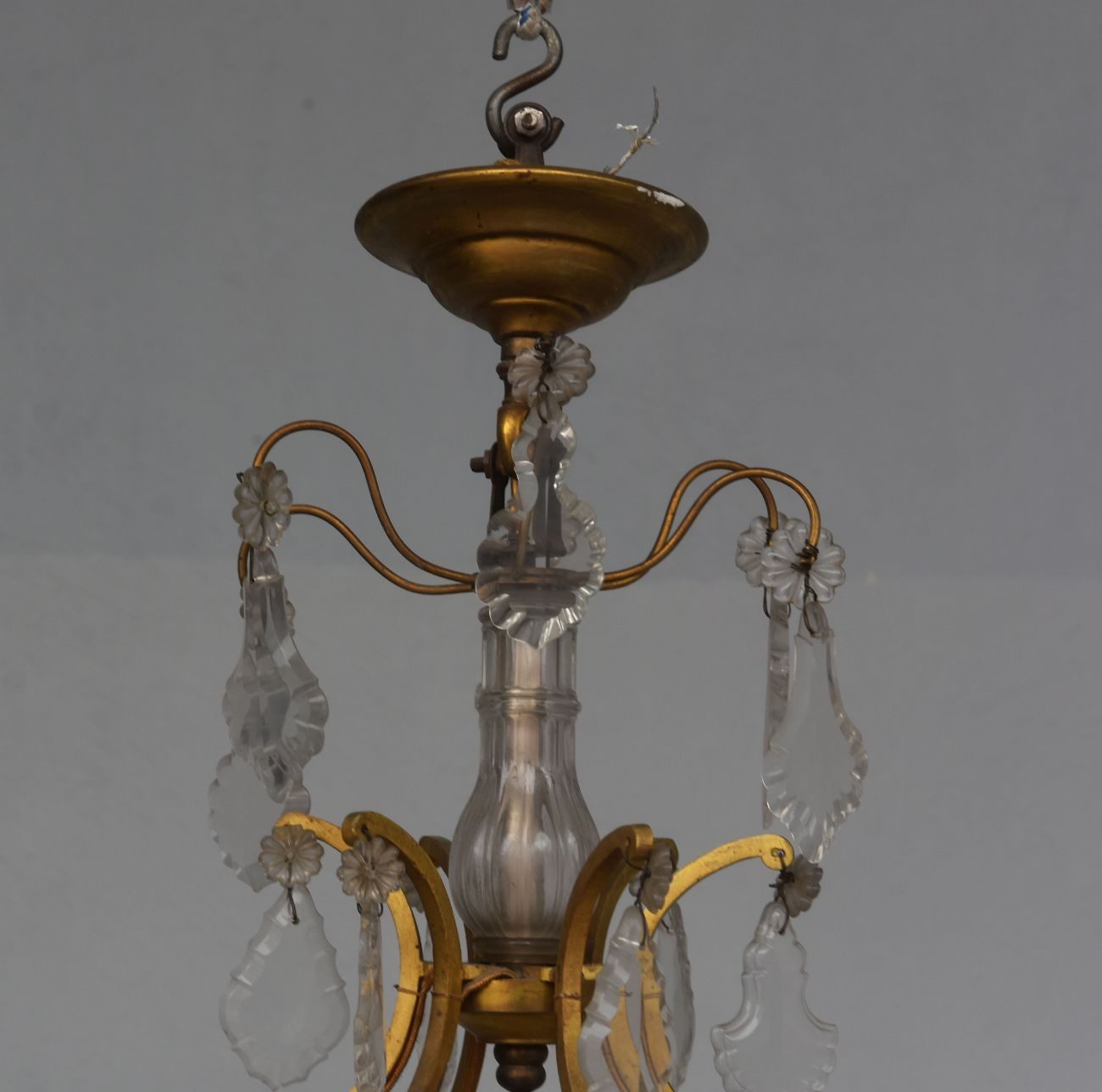 Lustre pampilles rocaille métal doré 6 feux