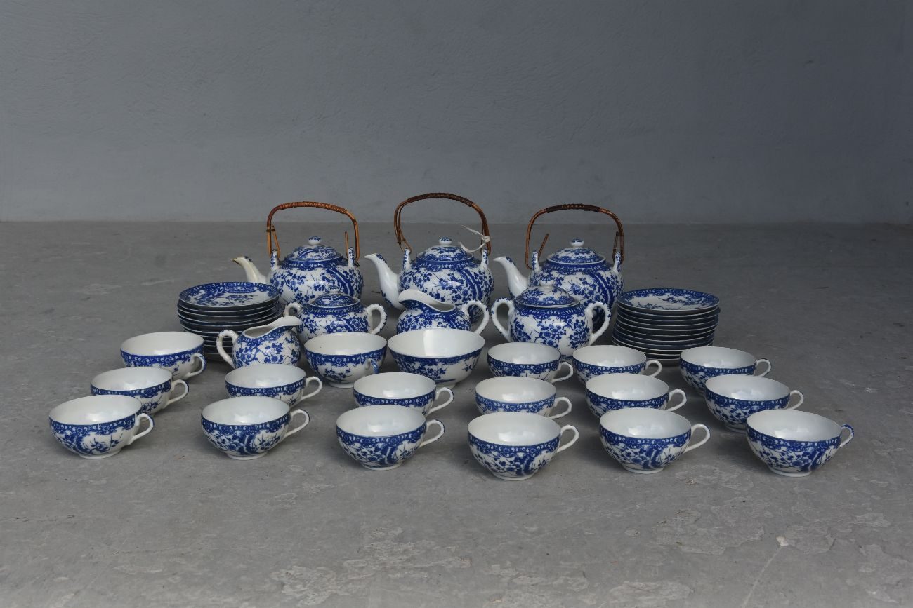 Service à thé en porcelaine Japonaise blanc bleu
