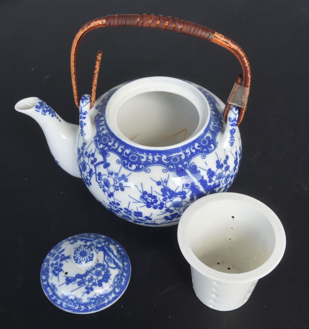 Service à thé en porcelaine Japonaise blanc bleu