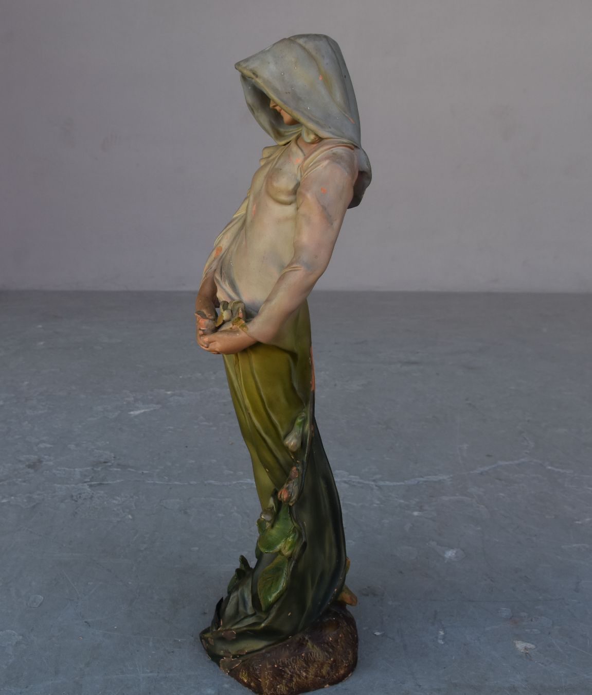 Statuette Art Nouveau vers 1900 par Luigi Vergnano "Les violettes" 
