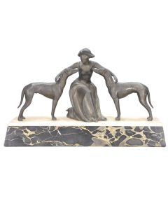 Régule époque Art déco 1930 sur socle en onyx jeune femme aux lévriers