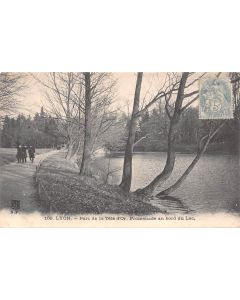 Carte postale ancienne Lyon le parc de la tête d'or 