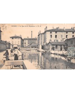Carte postale ancienne - Bourg, le quai de la Reyssouze