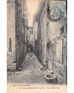 Carte postale ancienne - Saint Antonin-Noble-Val, une vieille rue