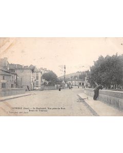 Carte postale ancienne - Lombez, le boulevard, vue prise du Pont