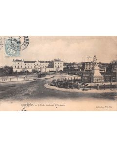 Carte postale ancienne - Toulouse, l'école nationale vétérinaire