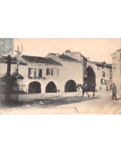 Carte postale ancienne - Castelsagrat, la place de la liberté