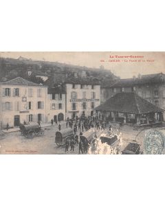 Carte postale ancienne - Caylus, la place et la Halle