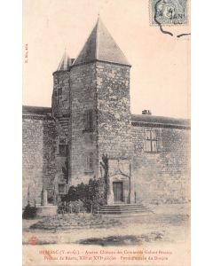 Carte postale ancienne - Brassac, ancien Château des Comtes Brassac