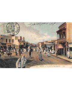 Carte postale ancienne - Tunis, Rue et place Bab-Souika