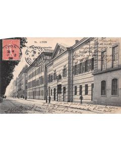 Carte postale ancienne - Lyon, l'hôpital Desgenette