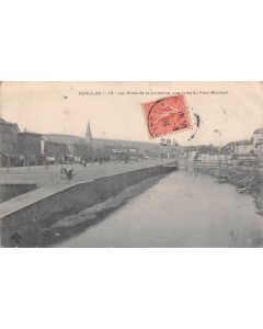 Carte postale ancienne - Aurillac, les rives de la Jordanne vue du pont Bourbon