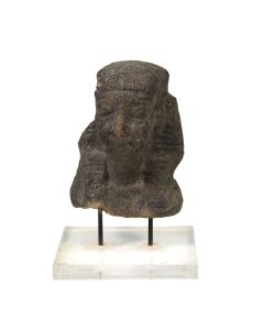 Archéologie tête de pharaon en pierre 