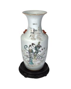 Vase en porcelaine de Canton vers 1900