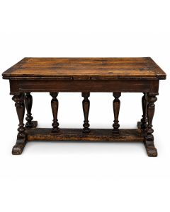 Table en noyer &eacute;poque XVIII&egrave;me  