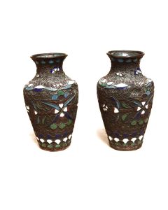 Vases japonais en bronze et émail (paire)