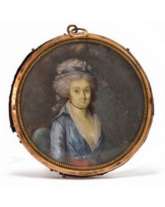 Miniature sur ivoire portrait de dame en soierie bleue coiffe au ruban XVIIIème