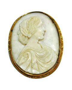 Art glytpique broche camée sur corail blanc portrait femme 