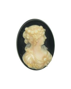 Art glyptique camée ancien portrait de femme sur onyx noir 