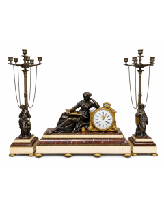 Garniture de cheminée de style Louis XVI bronze et marbre griotte XIXème