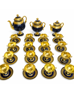 Service à café en porcelaine de Limoges  doré et cobalt André Prevot