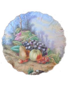 Assiette décorative XIXème peinte aux fruits