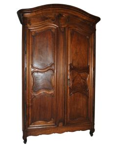 Armoire de château époque XVIIIème noyer