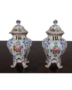 Pots porcelaine de Paris Jacob Petit (paire)