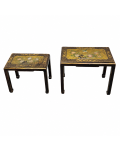 Série de 2 tables gigognes laquée Japon