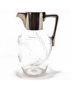 Carafe en cristal taillé bec métal argent années 50