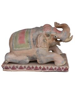 Sculpture d'éléphant en bois laqué 