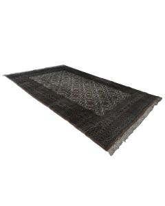 Tapis oriental ancien 