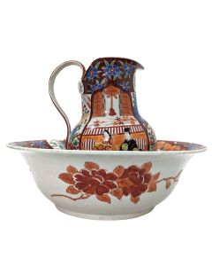 Bassin de toilette et cruche en porcelaine imari XIXème 