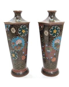 Paire de petits vases cloisonné vers 1900