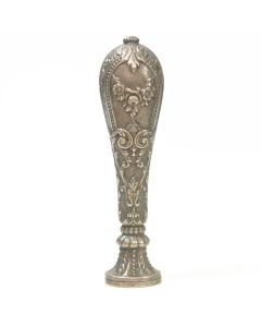 Sceau à cacheter de collection en argent ou métal argenté décor floral