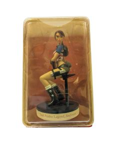 Figurine Lara Croft TOMB RAIDER en boite